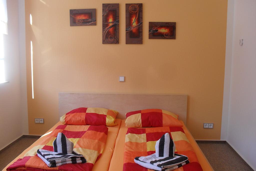 Pension Am Steinberg Muldenstein Chambre photo